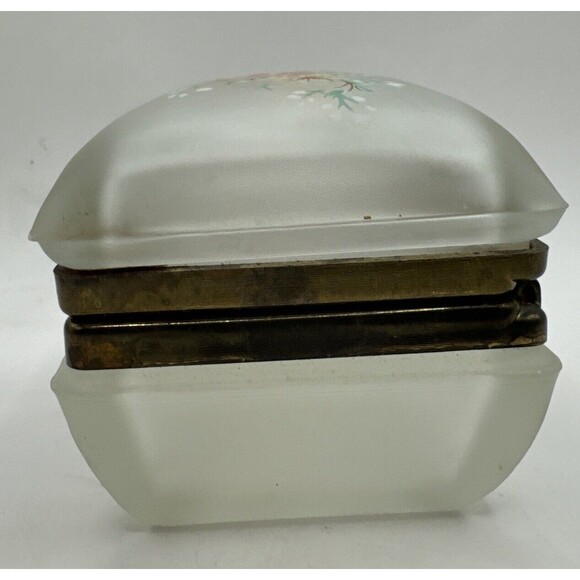 Trinket Box with Hinged Lid Brass Frosted White Hand Painted Floral Roses - Picture 4 of 9